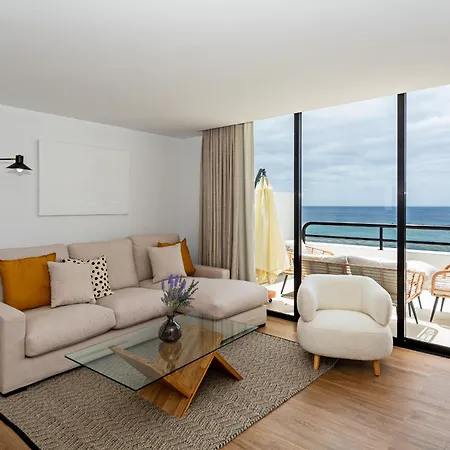 Luxury Ocean Views 2br House - Private Parking