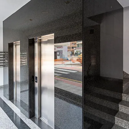 Dom wakacyjny Luxury Views 2br House - Private Parking