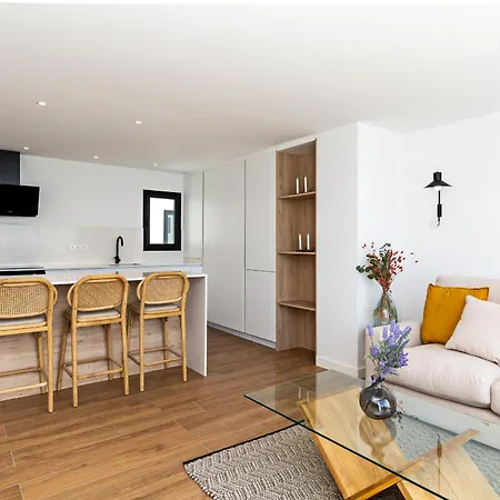 Dom wakacyjny Luxury Views 2br House - Private Parking *