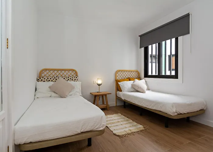 Luxury Ocean Views 2br House - Private Parking