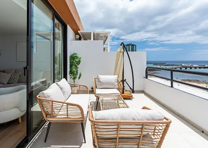 Luxury Ocean Views 2br House - Private Parking Apartmán