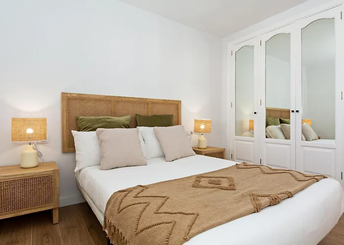 Luxury Ocean Views 2br House - Private Parking Apartment *