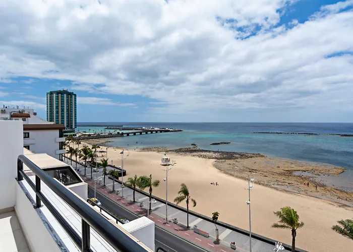 Apartment Luxury Ocean Views 2br House - Private Parking *